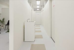 エミナルクリニック 青森院 院内の様子 廊下