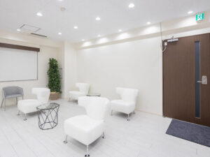 エミナルクリニック 千葉院 院内の様子 待合室