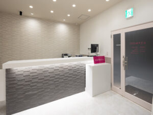 エミナルクリニック 福井院 院内の様子 受付