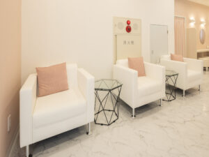 エミナルクリニック 船橋院 院内の様子 待合室