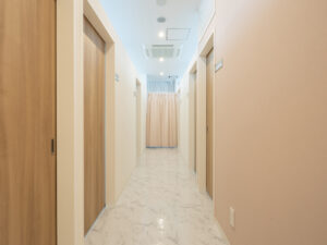 エミナルクリニック 船橋院 院内の様子 廊下