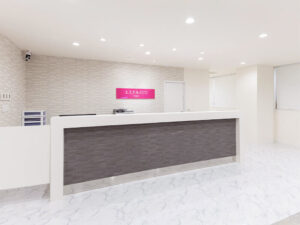 エミナルクリニック 姫路院 院内の様子 受付