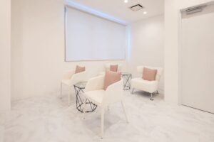 エミナルクリニック 鹿児島院 院内の様子 待合室