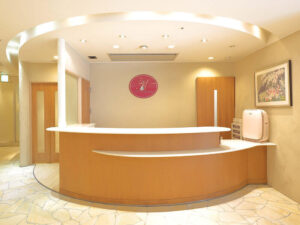 エミナルクリニック 久留米院 院内の様子 受付