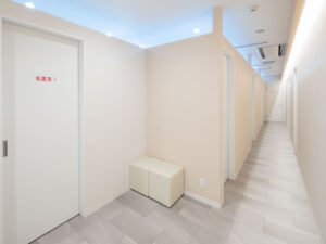 エミナルクリニック 長崎院 院内の様子 廊下