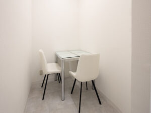 エミナルクリニック 新潟院 院内の様子 カウンセリングルーム