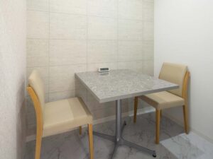 エミナルクリニック 新宿西口院 院内の様子 カウンセリングルーム