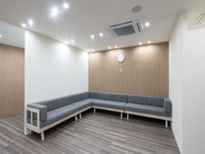 エミナルクリニック 静岡院 院内の様子 待合室