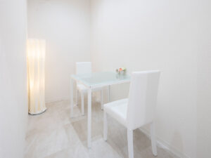 エミナルクリニック 立川院 院内の様子 カウンセリングルーム