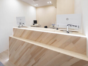 エミナルクリニック 四日市院 院内の様子 受付