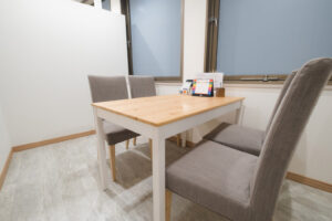 ジェニークリニック 新宿東口院 院内の様子 カウンセリングルーム