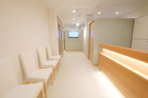 ジェニークリニック 新宿東口院 院内の様子 待合室