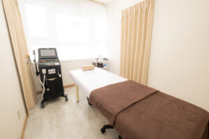 ジェニークリニック 池袋西口院 院内の様子 施術室