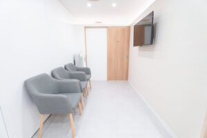 ジェニークリニック 大阪梅田院 院内の様子 待合室