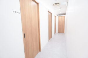 ジェニークリニック 大阪梅田院 院内の様子 廊下