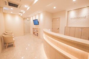 ジェニークリニック 横浜院 院内の様子 受付