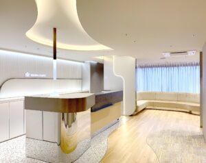 レジーナクリニック 新宿院 院内の様子 受付