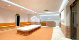 レジーナクリニック 横浜院 院内の様子 待合室